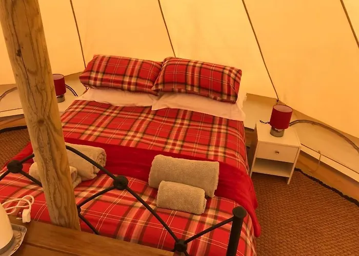 Cox Hill Glamping Benson
