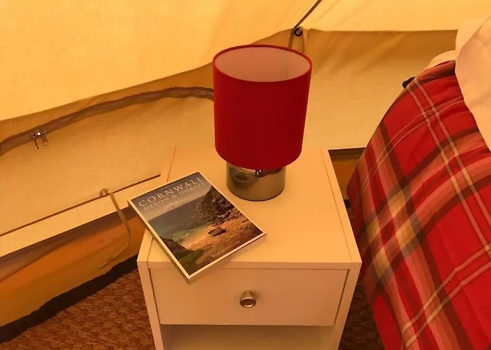Cox Hill Glamping Benson