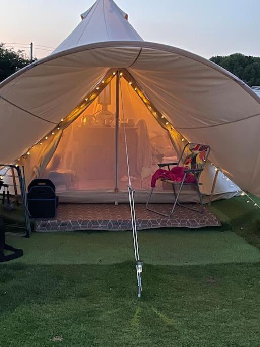 Campismo de Luxo Cox Hill Glamping Benson *