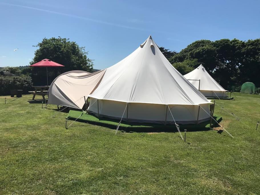 Cox Hill Glamping Benson Campismo de Luxo Truro